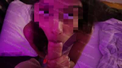 U/vickydione gets a little giddy when she sees herself in the monitor