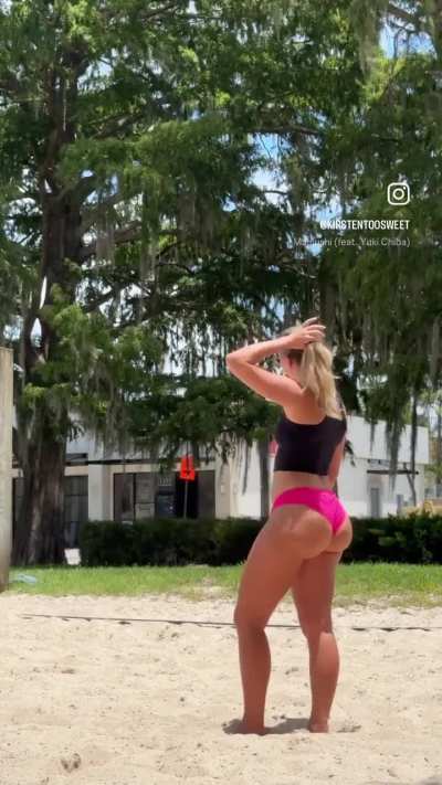 More volleyball content!