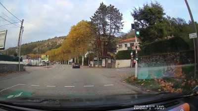 I was so flabbergasted, it took me a few seconds to react… [OC]