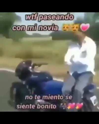 Me encantan estos paseos en pareja 😍😍😍🥰🥰