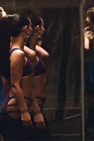 We have our winner for the best season 1 Maddy outfit!