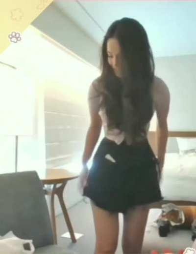 Rae in Lily's stream