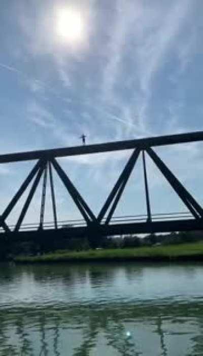 HMRB while I jump down from this bridge