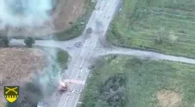 Real war example of how agile a U.S made Javelin is as it clears the tree line to take out a Russian tank.