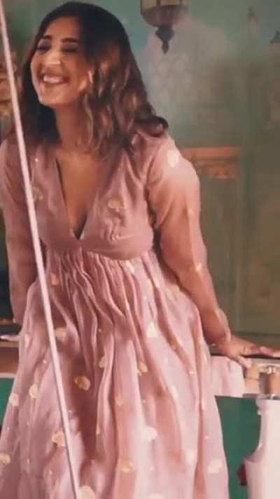 Sweet Dhvani😋😋😋😋😋