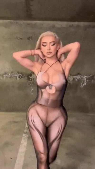 🤎🤍🤎🖤🤎 nikita dragun 🤎🤍🤎🖤🤎 walk the walk