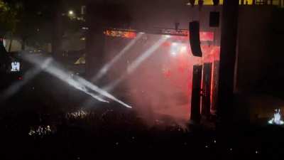 Does anyone happen to know what song this is from the Forest Hills show?