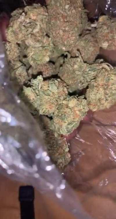 Just got off a 10pm-7am shift , bout to roll me a blunt and play 2k