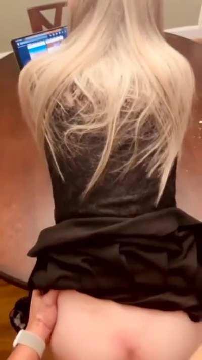 I Just Want To Look At Tumblr 🙄