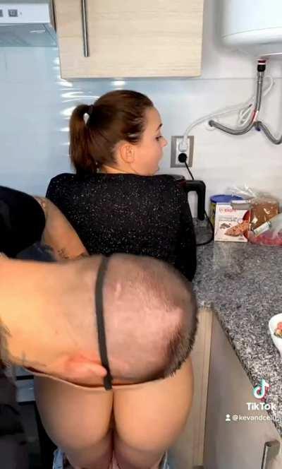 Hot AF👅👅(45GB Free Updated Pack in Comments)👇👇