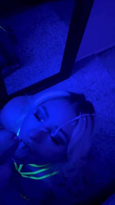 [reddit] careful, you might get a tan