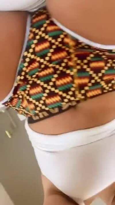 I'm bout to buy alot of her new shit make sure yall follow the premiumaccess reddit ill let u kno when I grabbed the shit I already got alot of shit yall aint see yet on her join premium