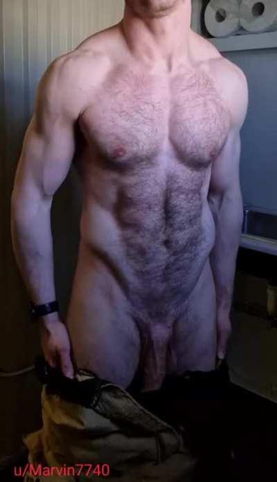 [40] Having fun on a weekend nightshift