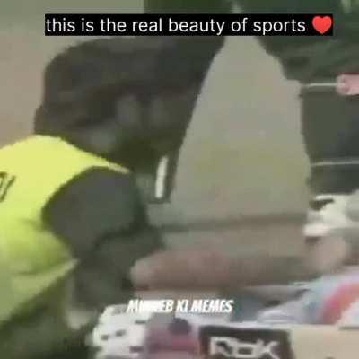 laut aao gambhir bhai