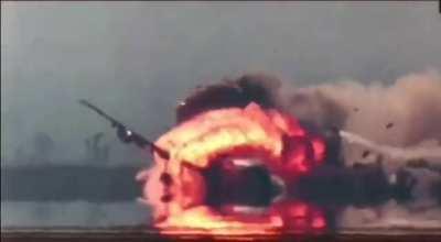 🇺🇲 1984: NASA and the FAA performing a crash test with a Boeing 720 and dummies to develop new aviation security requirements