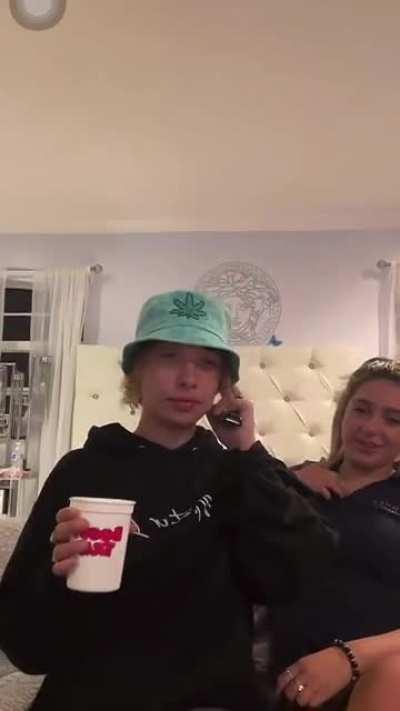 luizacontao live from 4.26.22