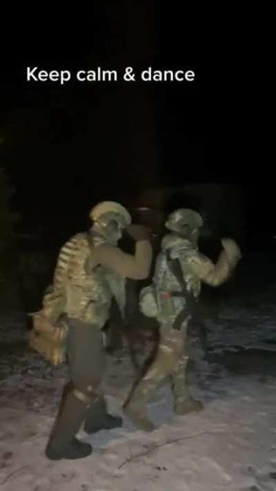 Keep calm and dance 💙💛