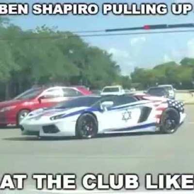 he do be rappin tho' 😳