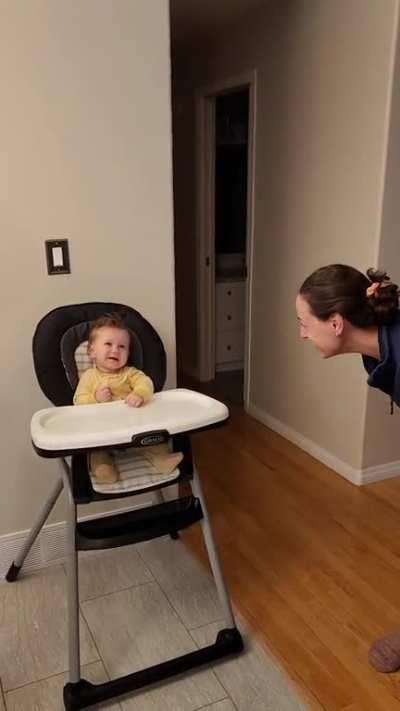 Baby seeing Moms twin sister for the first time