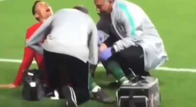 Literal ronaldo wa*nk