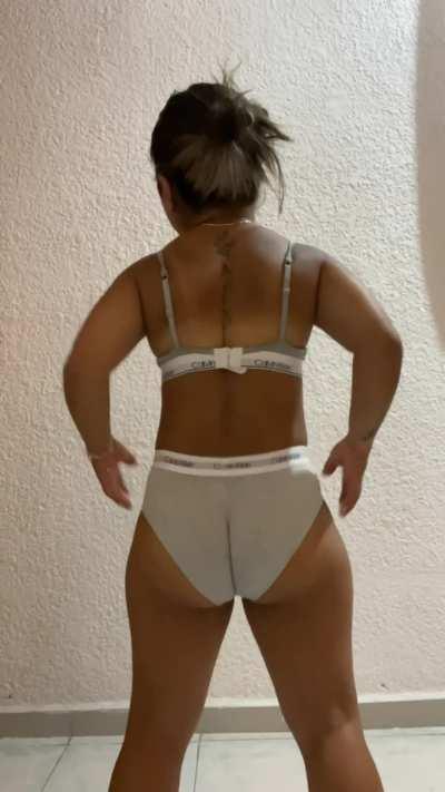 Did this jumpscare wake you up ð