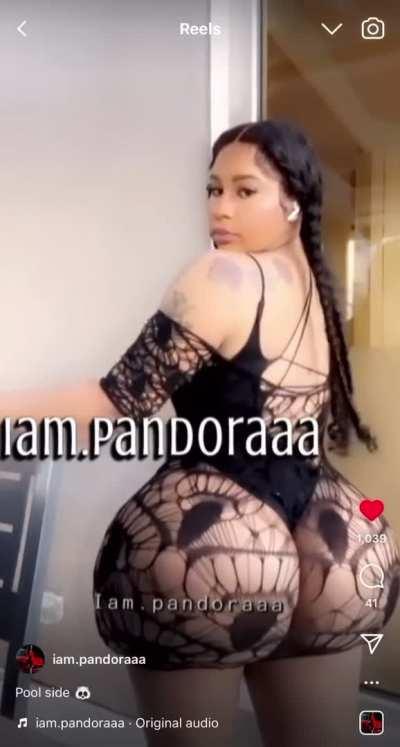 was only a matter of time, the queen is back