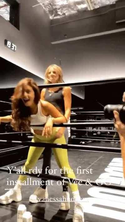 Vanessa Hudgens showing how GG Magree fucks her with a strapon.