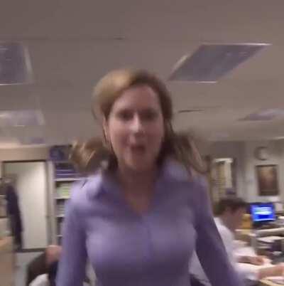 Pamela shaking her boobs