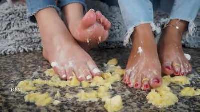 VIP User post, DM for folders