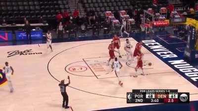 [Highlight] Dame drills the step back over Campazzo