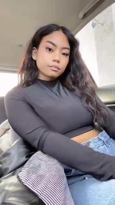 I hope no one sees my Filipina boobs😜😋