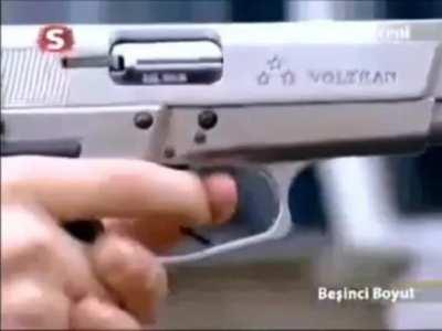 I cant control my laugh after watching this😂