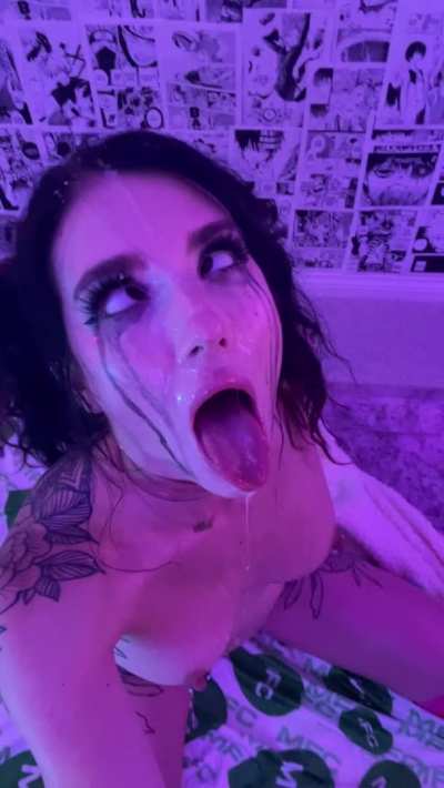 Im such a spit beta 🤤🤤