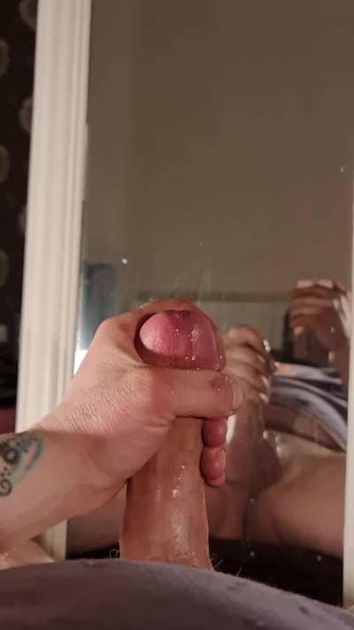 Would you like to receive this much cum?