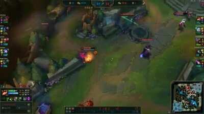 Teemo Gets Taste Of His Own Medicine