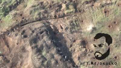 RU pov: Wagner PMCs assaulting a hill where UA soldiers are entrenched