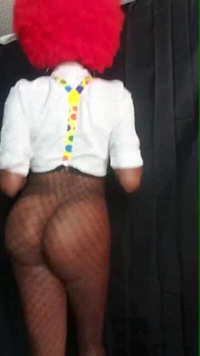 Imagine her riding you like that I’m nutting so fast bruh