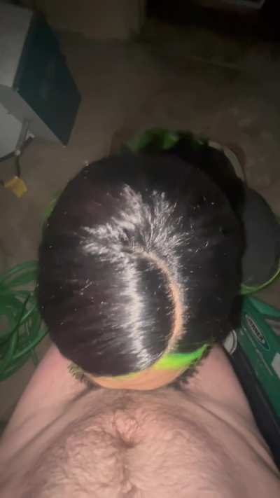 NEW VIDEO💚💚 sucking a hung college white boy’s cock :) he always hits me up whenever he’s visiting back from college & I throat him every single time :) FULL VIDEOS ON MY ONLYFANS, 7$ NO PPV 🤍