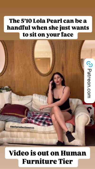 Facesitting by Lola Pearl