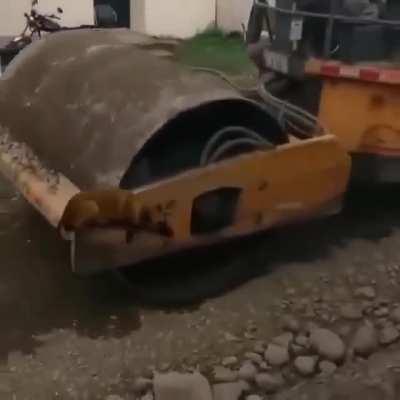 Korktum ezilcek diye