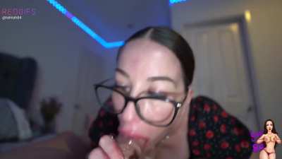 Mommy will always gag and make it wet 💦🍆