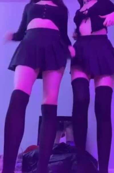 Twinning with my bff 😜