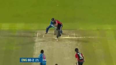 Right Arm Quick Koach come back.