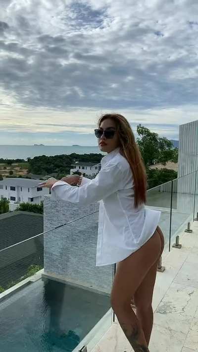 Hey mom, drop your weapons