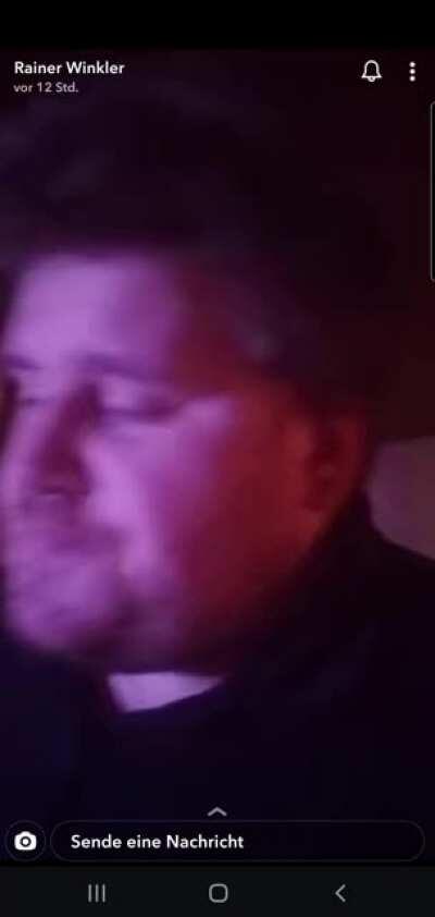 Der Oger macht sich heude Tschübbs