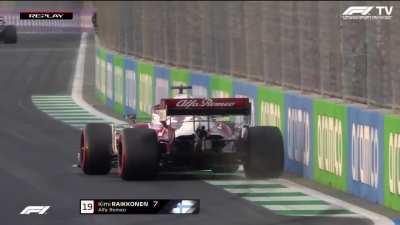 FP1: Raikkonen comes close to the wall