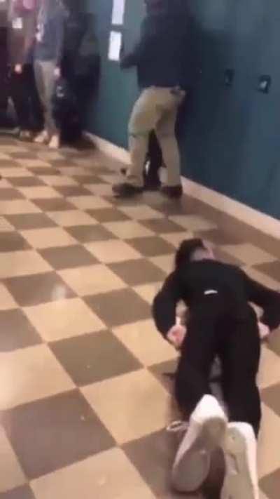 Slam leaves kid paralyzed