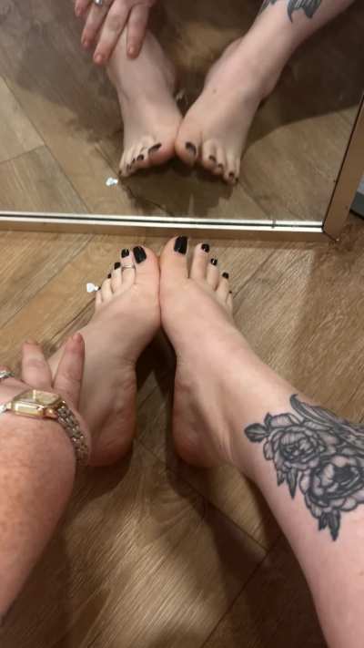 My favorite dessert is cream pie.. what is yours?