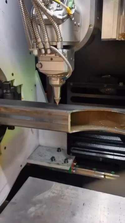 Automated laser steel cutting