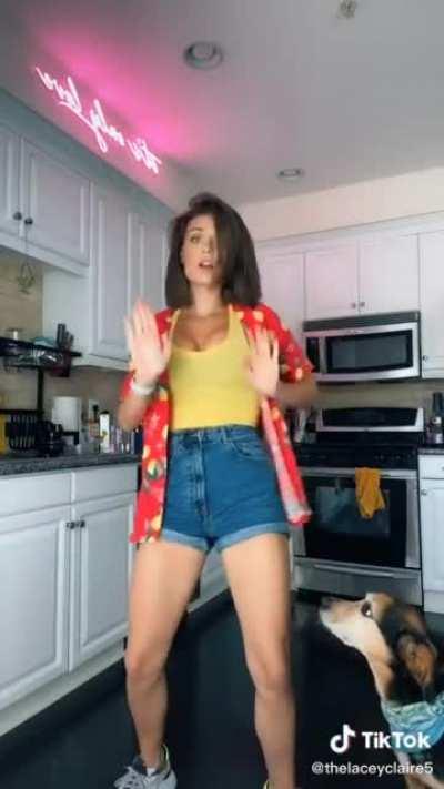 Lacey Claire Rogers IG: @thelaceyclaire Tok: @thelaceyclaire5